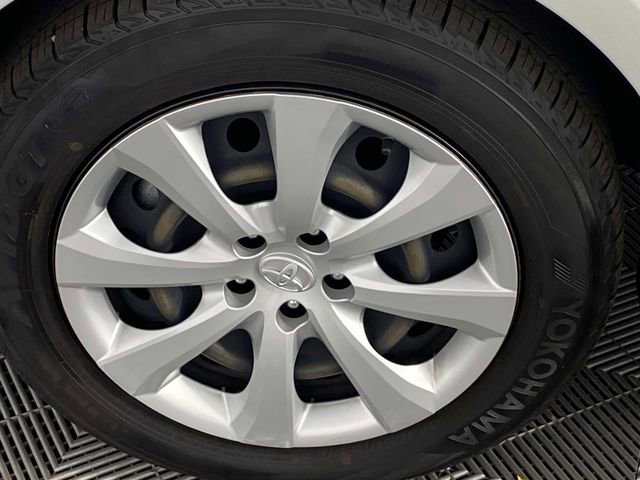 Used 2023 Toyota Corolla LE w/ Carpet Mat Package (TMS) FWD image 24