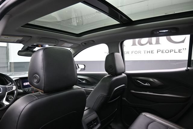 Used 2020 GMC Terrain SLT w/ Preferred Package FWD image 25