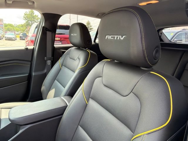 Used 2024 Chevrolet Trax ACTIV w/ Sunroof Package FWD image 15