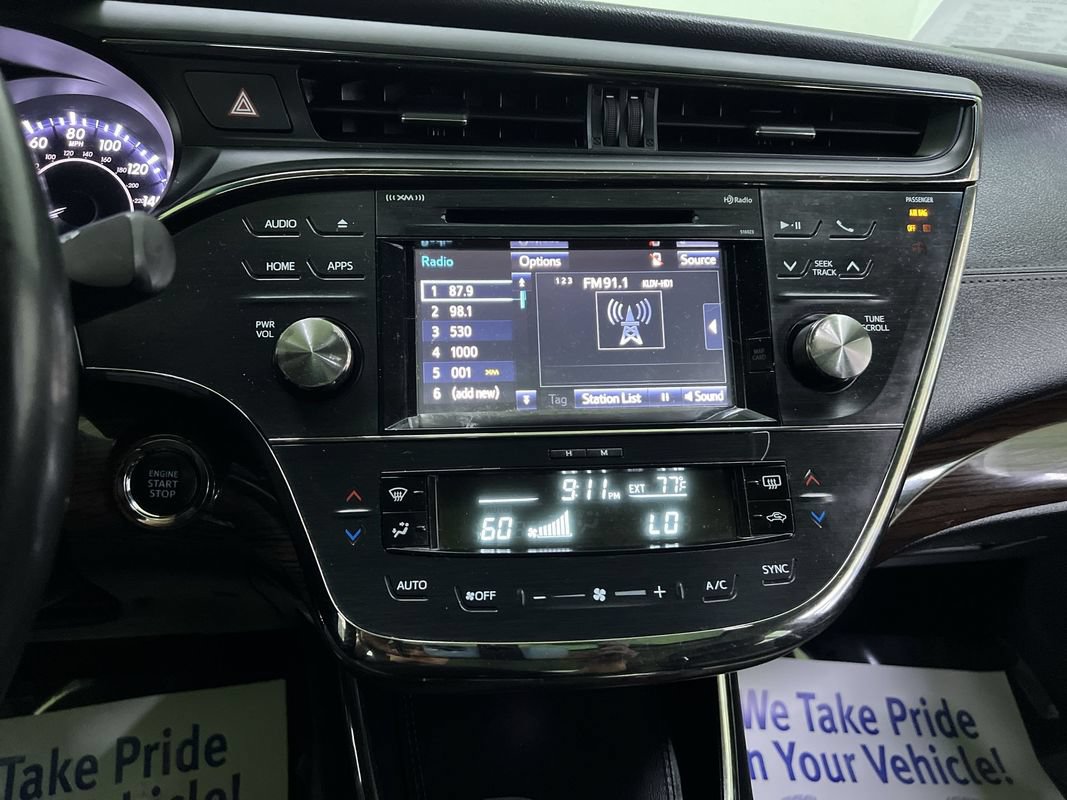Used 2015 Toyota Avalon XLE Touring FWD image 21