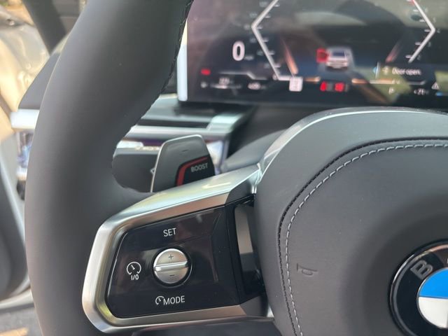 Used 2025 BMW 740i xDrive image 23