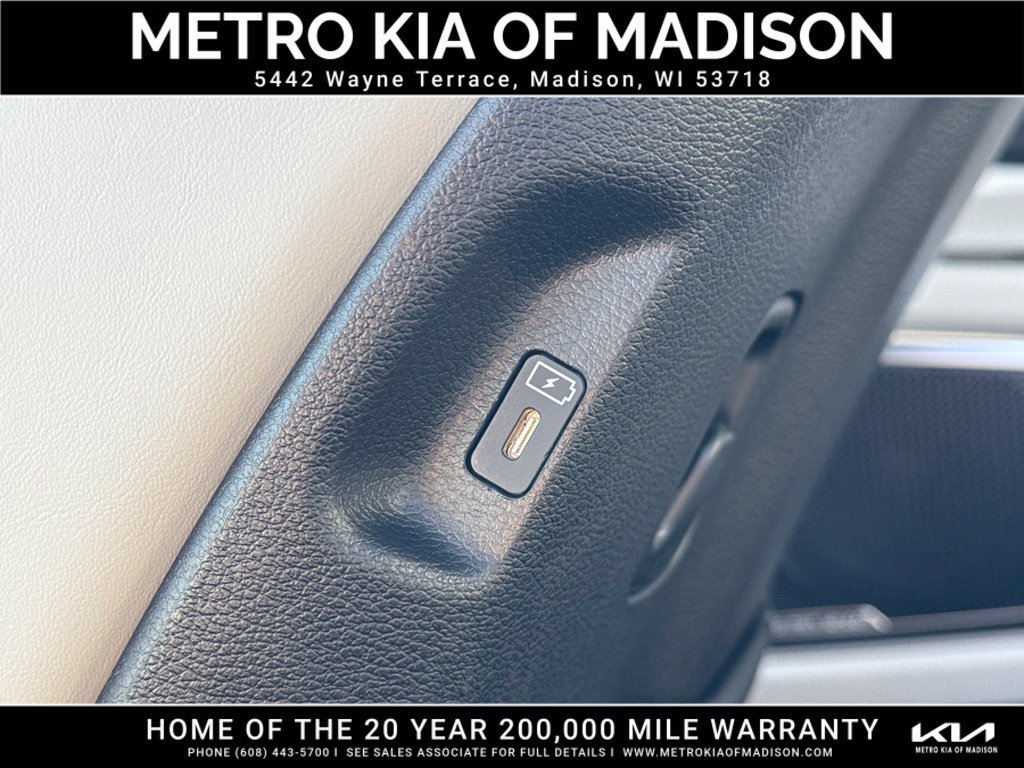Used 2024 Kia Telluride SX Prestige w/ Towing Package AWD/4WD image 43