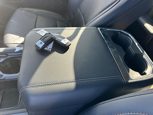 New 2026 Ford F350 Lariat w/ Chrome Package image 27