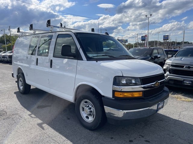 New 2025 Chevrolet Express 2500 w/ Driver Convenience Package video 1