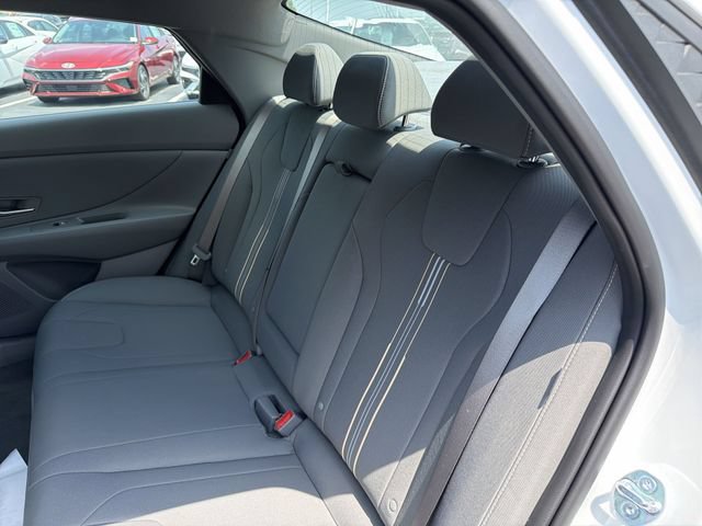 New 2026 Hyundai Elantra SEL Sport Premium FWD image 21