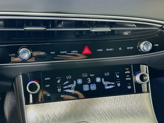 New 2026 Genesis GV70 2.5T Sport Prestige AWD/4WD image 14