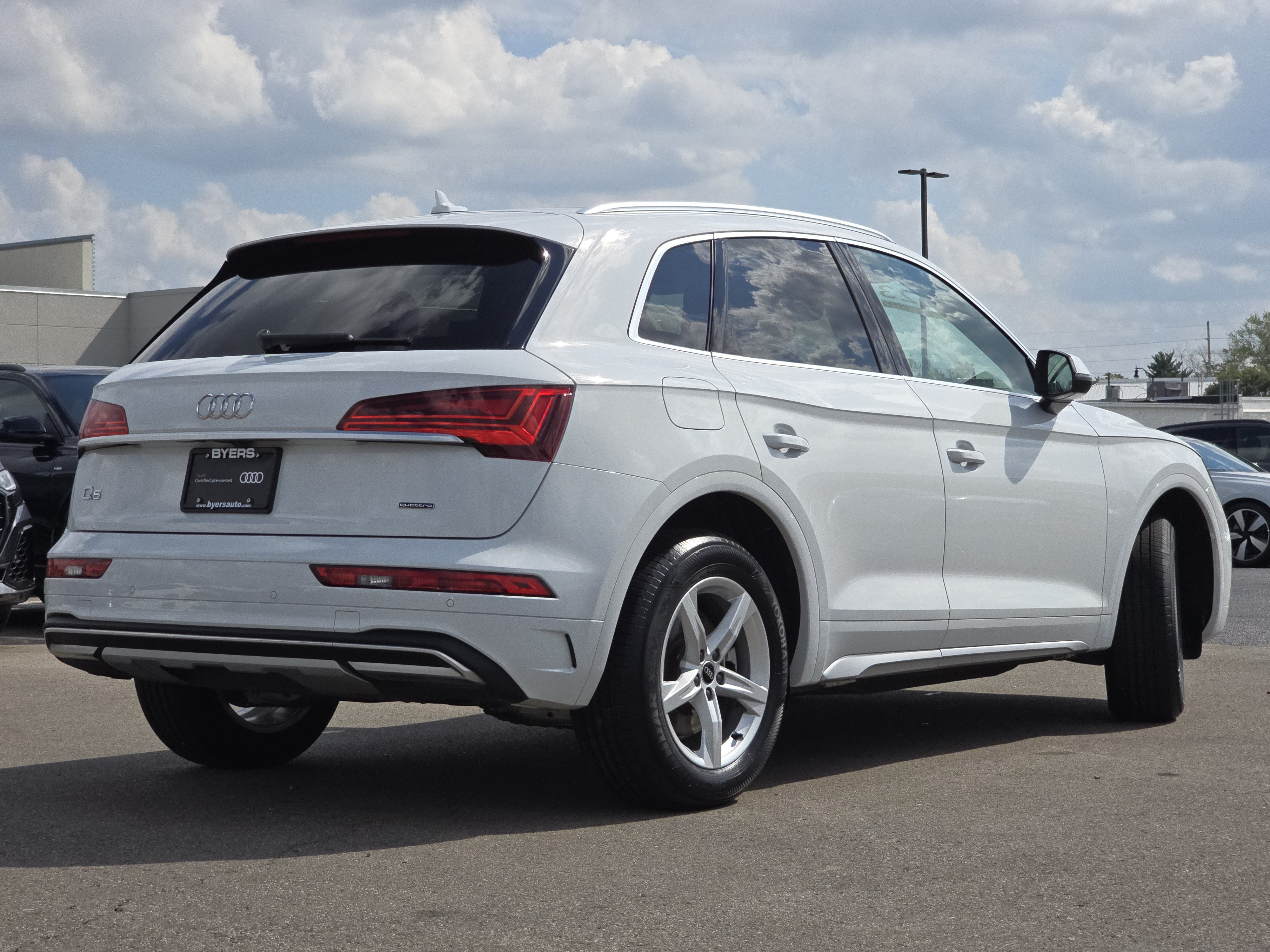 Certified 2023 Audi Q5 2.0T Premium w/ Convenience Package AWD/4WD image 7