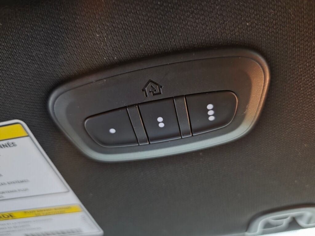 Used 2020 Jeep Cherokee High Altitude AWD/4WD image 19
