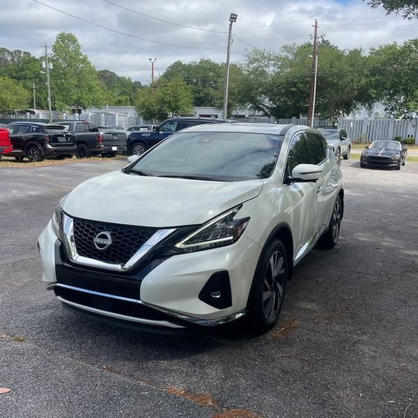 Used 2023 Nissan Murano SL w/ SL Moonroof Package FWD image 4