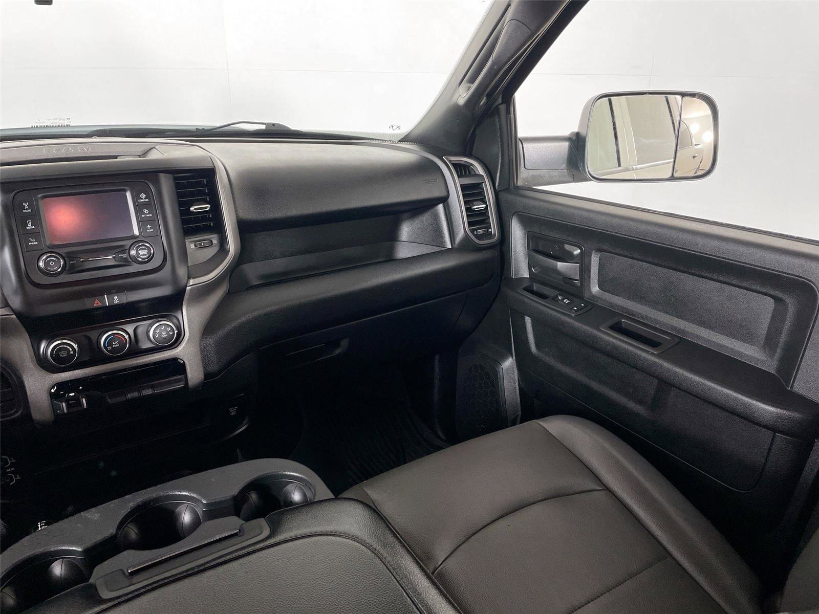 Used 2022 RAM 2500 Tradesman image 31