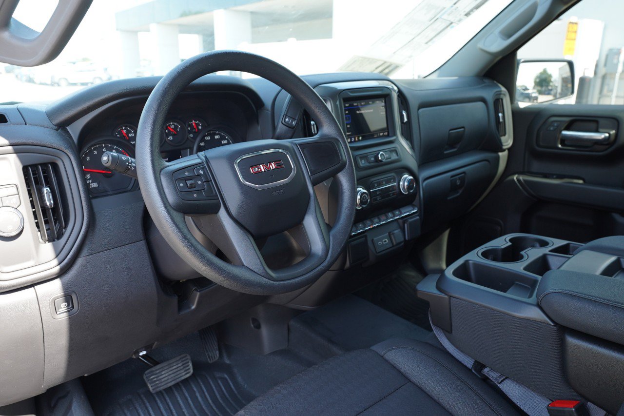 New 2026 GMC Sierra 1500 Pro w/ Convenience Package RWD image 17