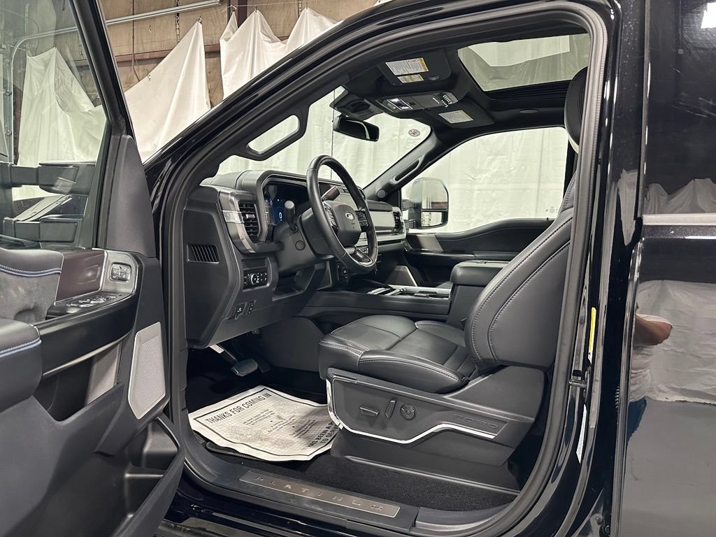 Used 2026 Ford F250 Platinum AWD/4WD image 10