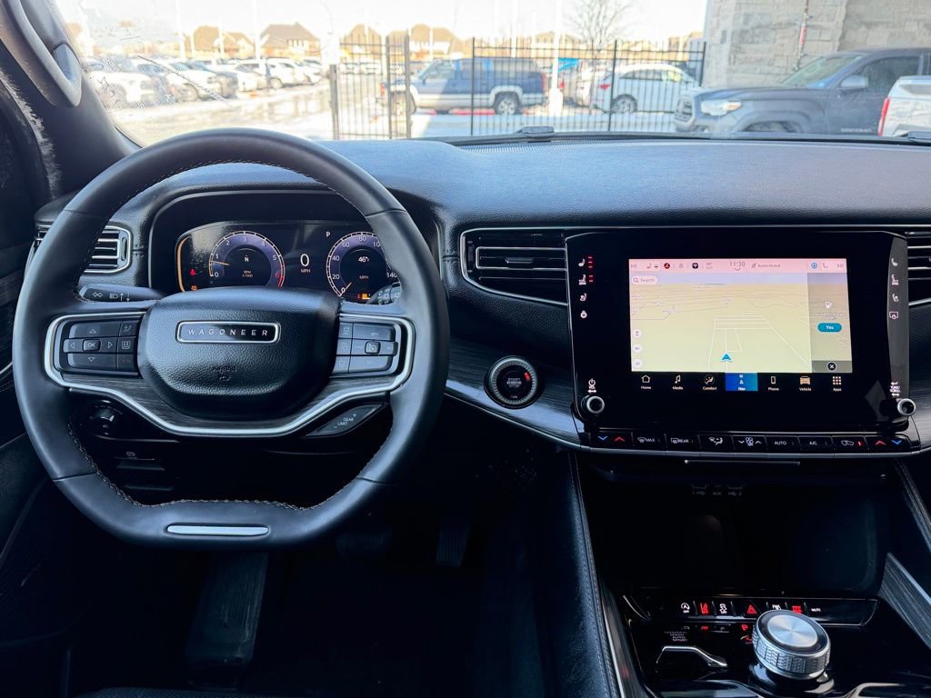 Used 2024 Jeep Wagoneer Series II image 6