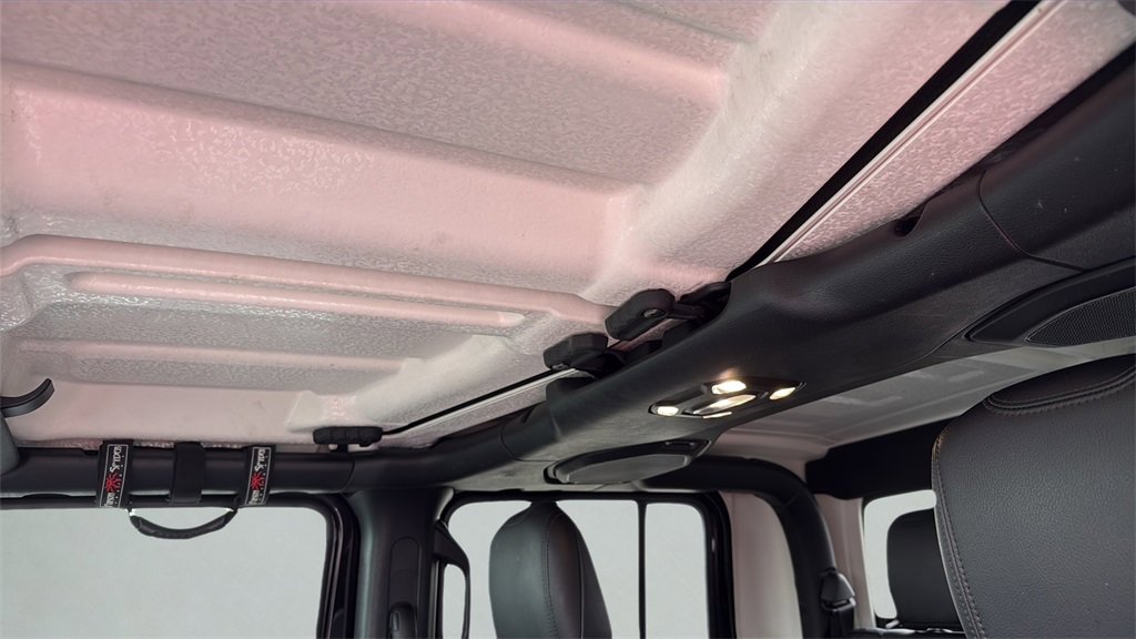 Used 2021 Jeep Gladiator Rubicon image 11