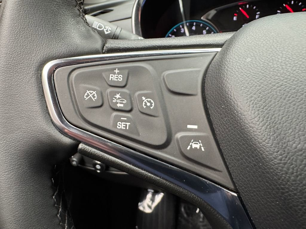 Used 2023 Chevrolet Equinox LT FWD image 14