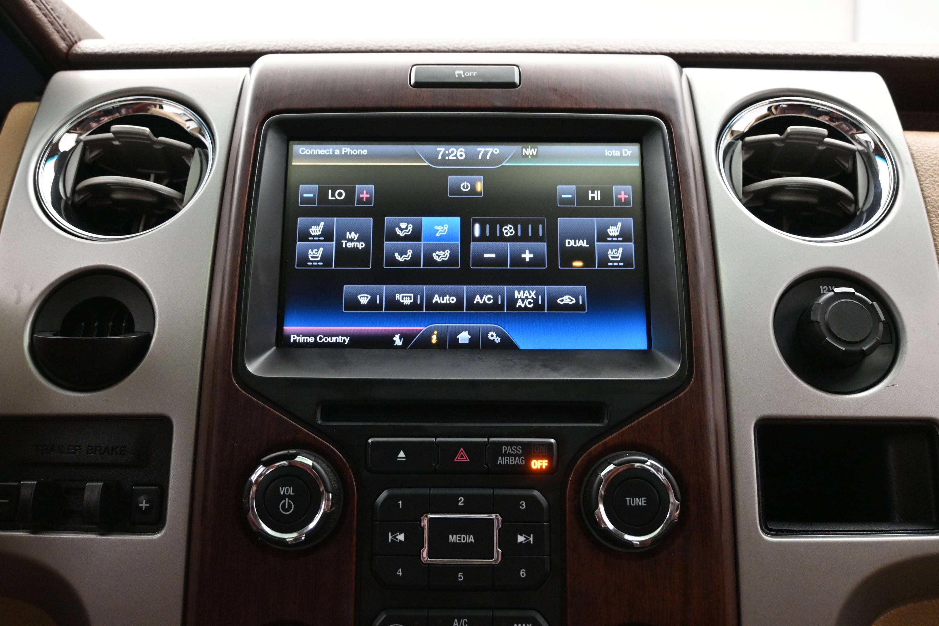 Used 2013 Ford F150 King Ranch w/ King Ranch Luxury Pkg RWD image 34