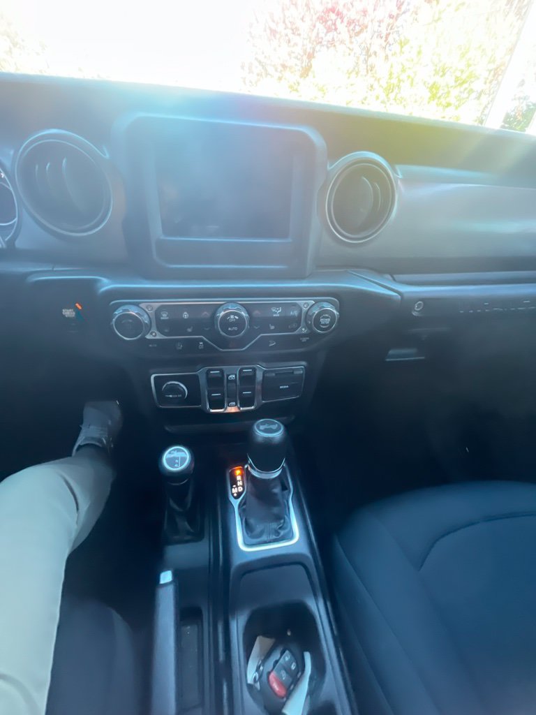 Used 2020 Jeep Wrangler Unlimited Sport AWD/4WD image 17