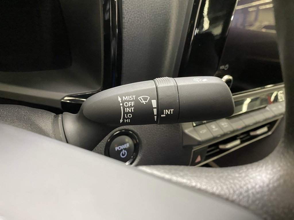 Used 2025 Toyota Camry Hybrid image 29