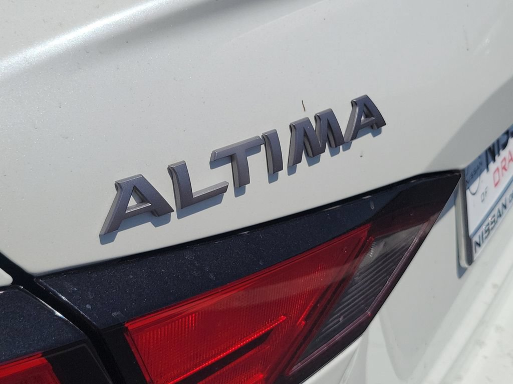 New 2026 Nissan Altima 2.5 SR FWD image 16