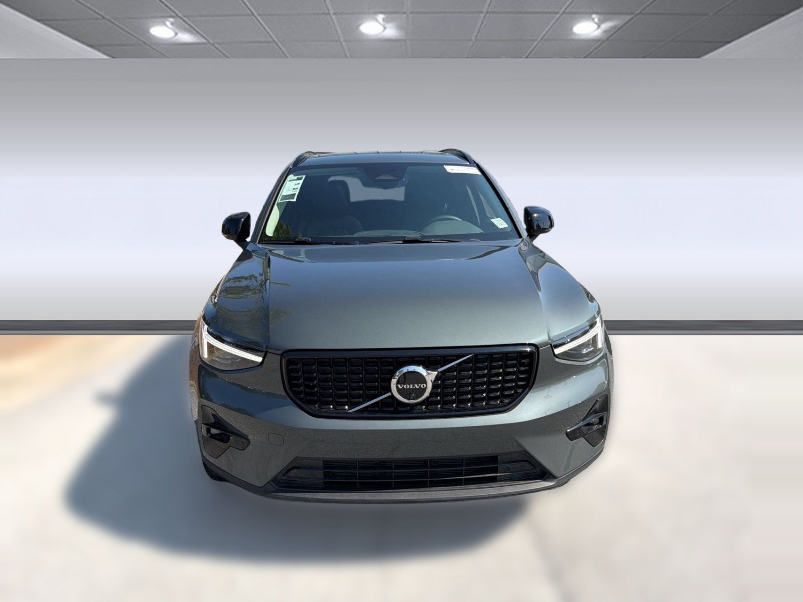 New 2026 Volvo XC40 B5 Plus w/ Climate Package AWD/4WD image 6