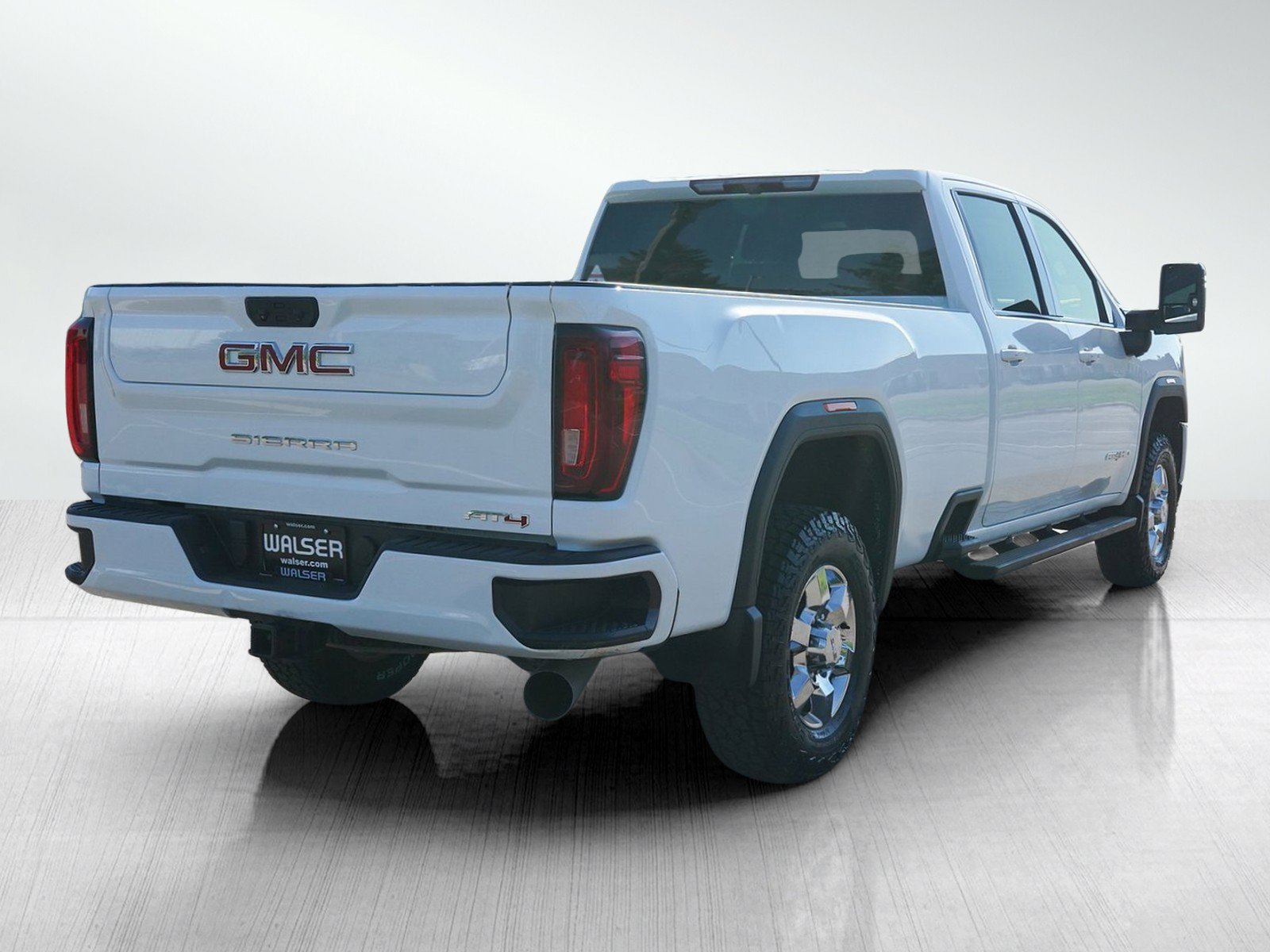 Used 2023 GMC Sierra 2500 AT4 w/ Gooseneck/5TH Wheel Package AWD/4WD image 5