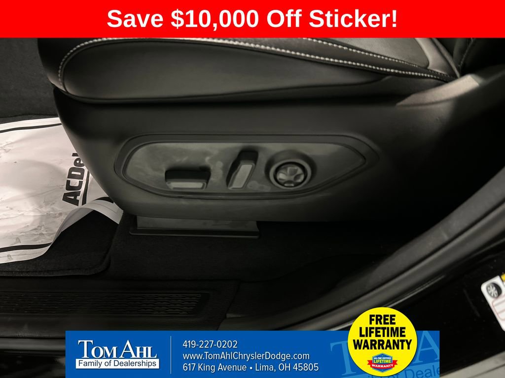 New 2025 Jeep Grand Cherokee L Altitude image 11