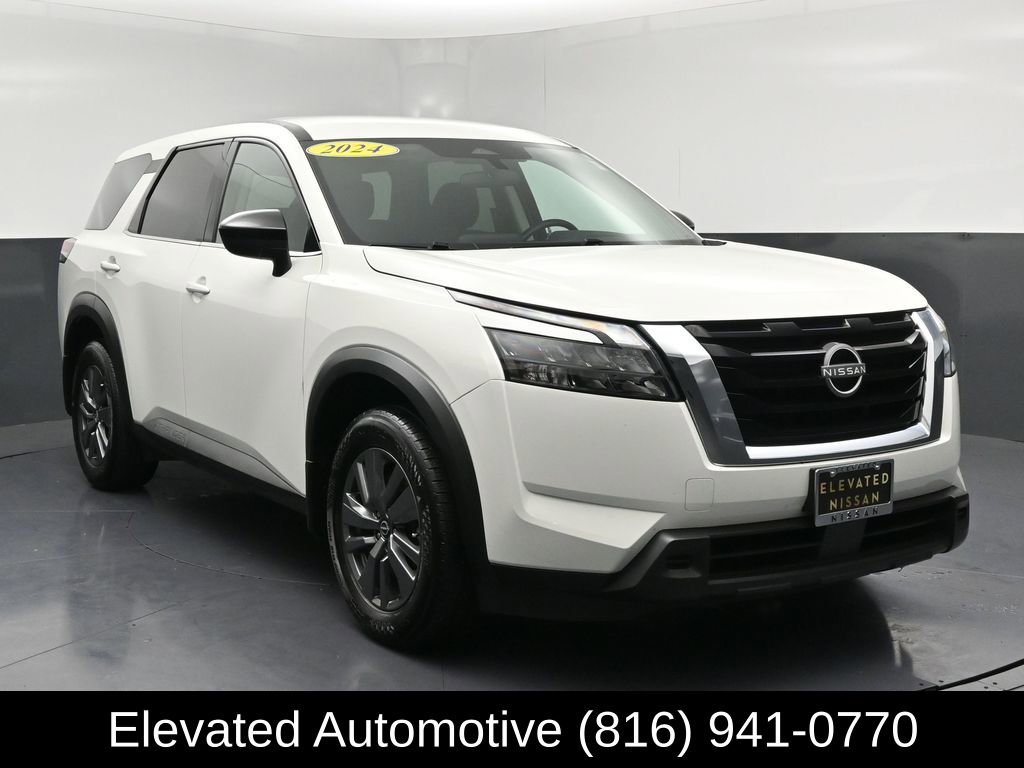 Used 2024 Nissan Pathfinder S