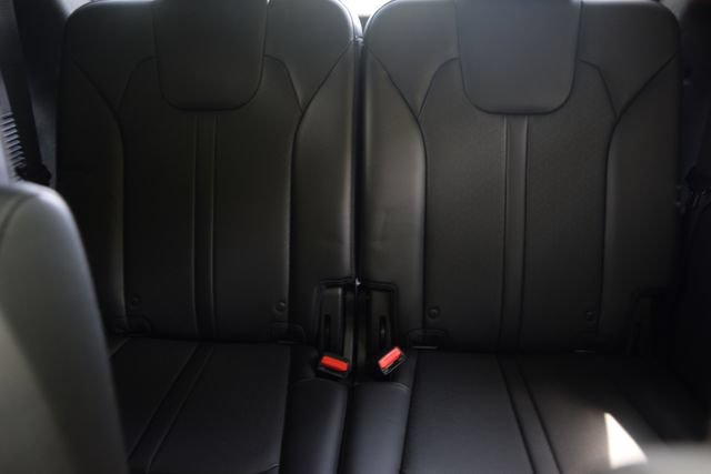 Used 2023 Kia Sorento SX AWD/4WD image 18