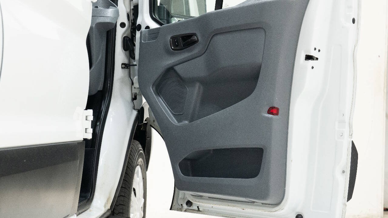 Used 2019 Ford Transit 250 130 Low Roof w/ Exterior Upgrade Package RWD image 19