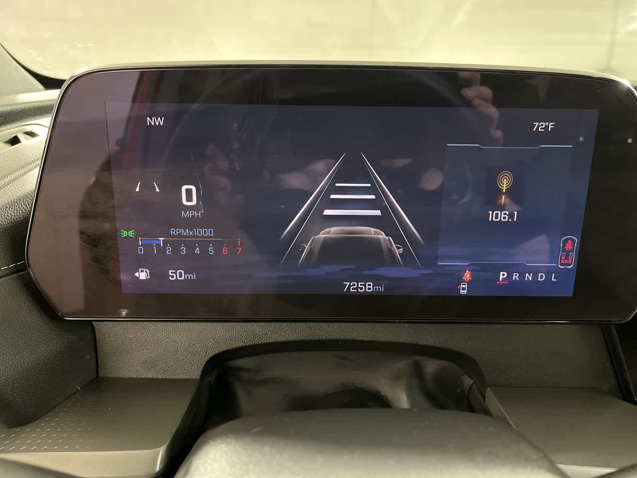 Used 2025 Chevrolet Traverse LT w/ Midnight/Sport Edition FWD image 17