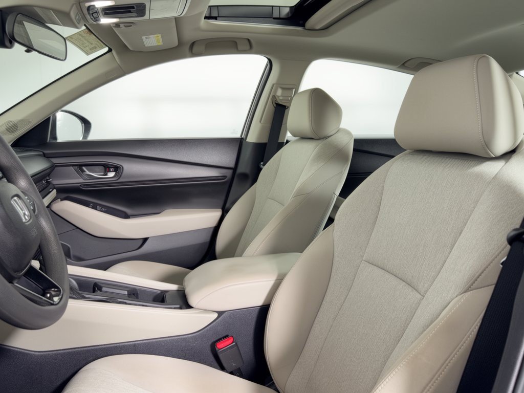 Used 2024 Honda Accord EX image 5