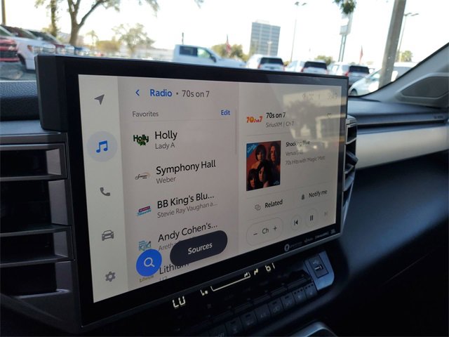 Used 2023 Toyota Sequoia Limited image 18