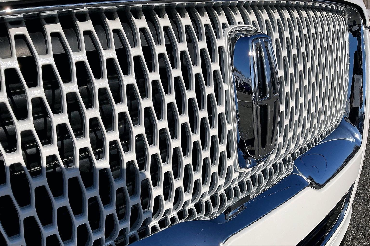 Used 2024 Lincoln Navigator Reserve w/ Equipment Group 201A image 27