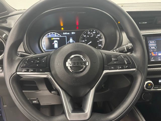 Used 2019 Nissan Kicks SV image 18