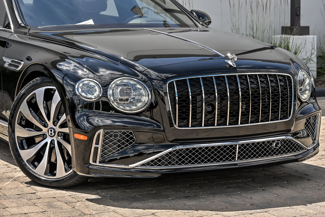 New 2026 Bentley Flying Spur Plug-In Hybrid AWD/4WD image 2