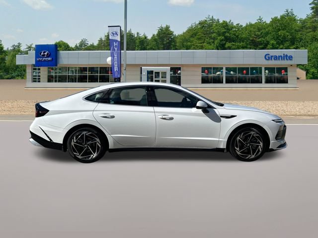Used 2026 Hyundai Sonata SEL FWD image 6