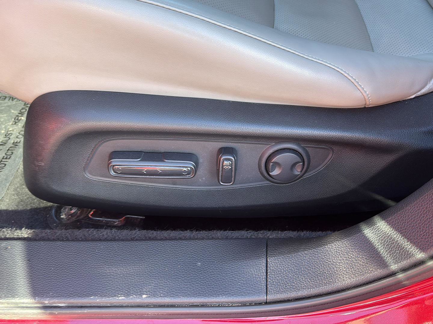 Used 2024 Honda Accord EX-L image 7