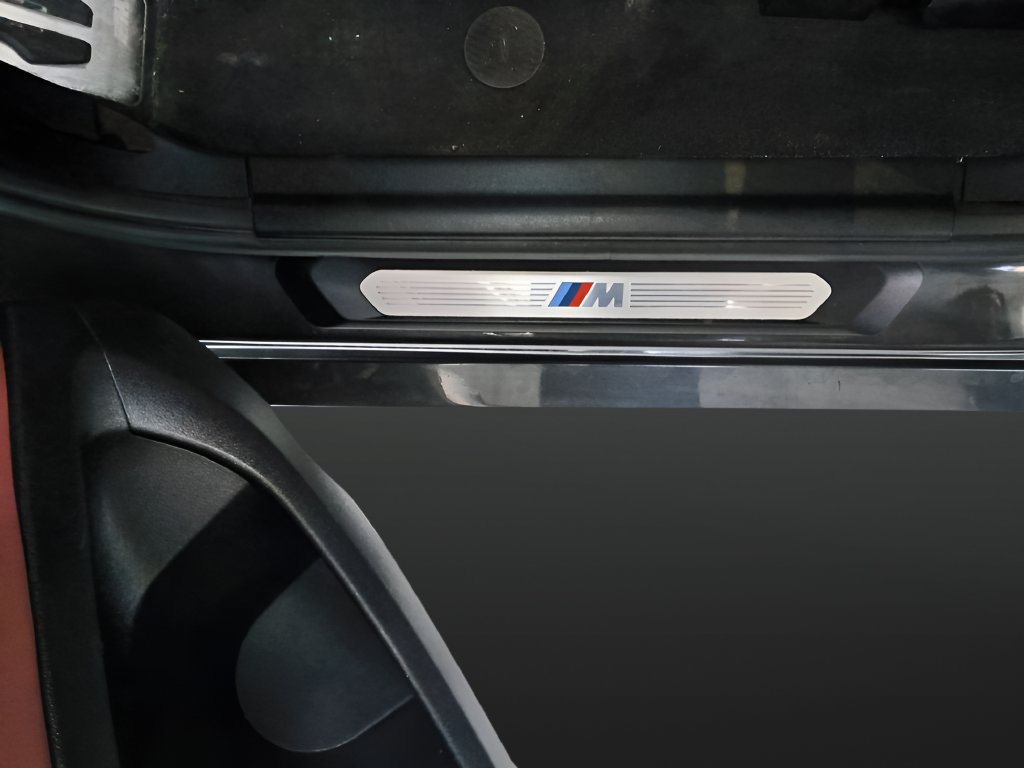 Used 2024 BMW X4 M40i AWD/4WD image 9