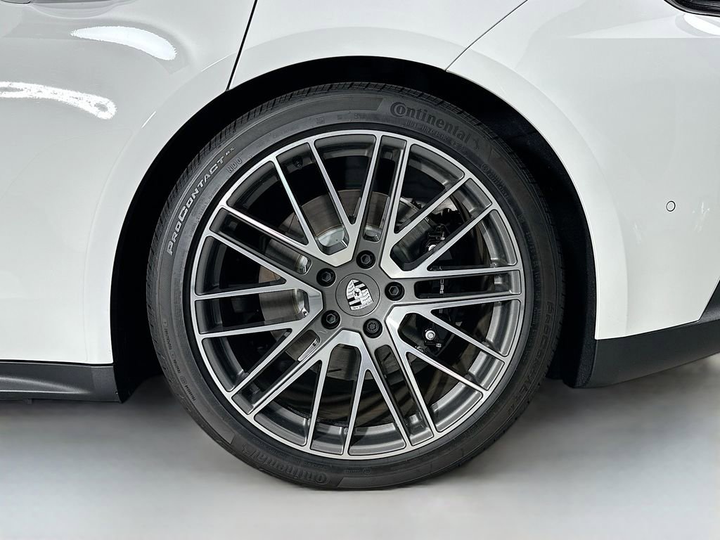 New 2025 Porsche Panamera 4S image 33