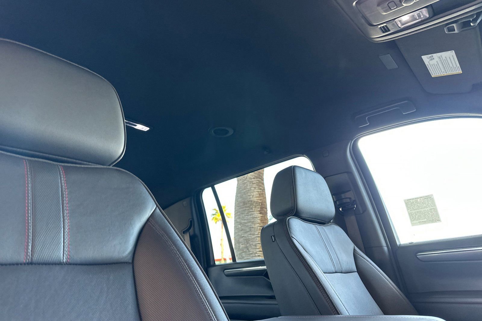 Certified 2025 Chevrolet Suburban RST image 19