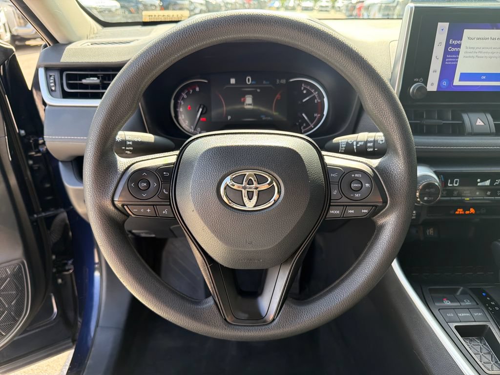 Used 2024 Toyota RAV4 XLE FWD image 22