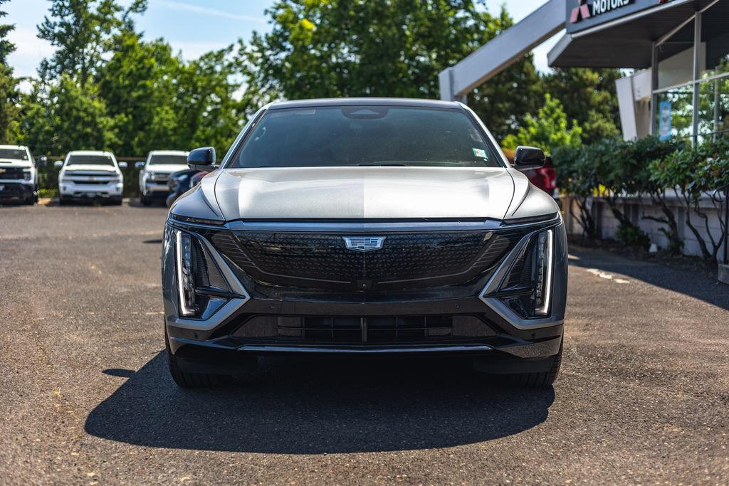 Used 2024 Cadillac Lyriq Sport RWD image 5