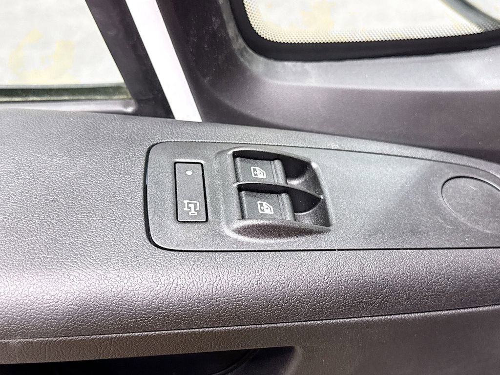 New 2025 RAM ProMaster 2500 w/ Power Group image 18