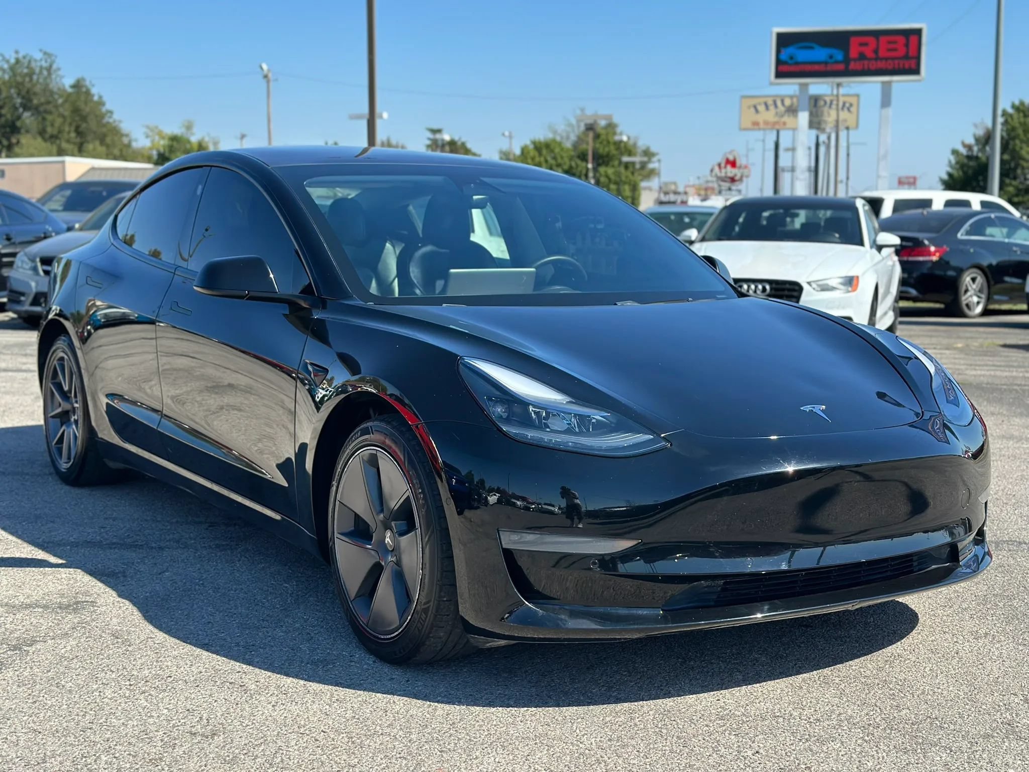 Used 2021 Tesla Model 3 Standard Range Plus RWD image 4
