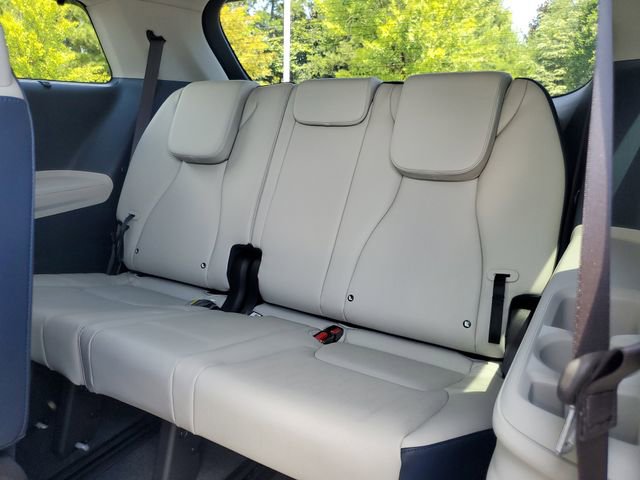 New 2026 Kia Carnival EX image 11