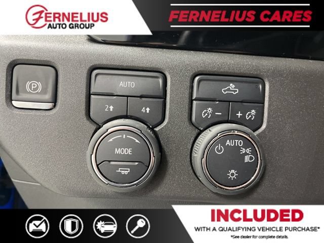 Used 2025 Chevrolet Silverado 1500 LT AWD/4WD image 38