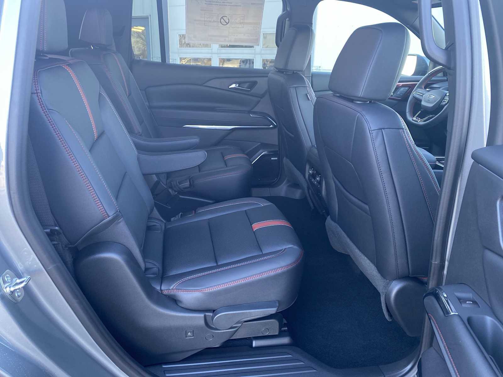 New 2026 Chevrolet Traverse RS FWD image 27