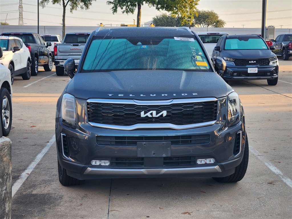 Used 2022 Kia Telluride SX w/ SX Prestige Package image 2