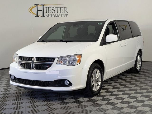 Used 2020 Dodge Grand Caravan SE FWD image 4