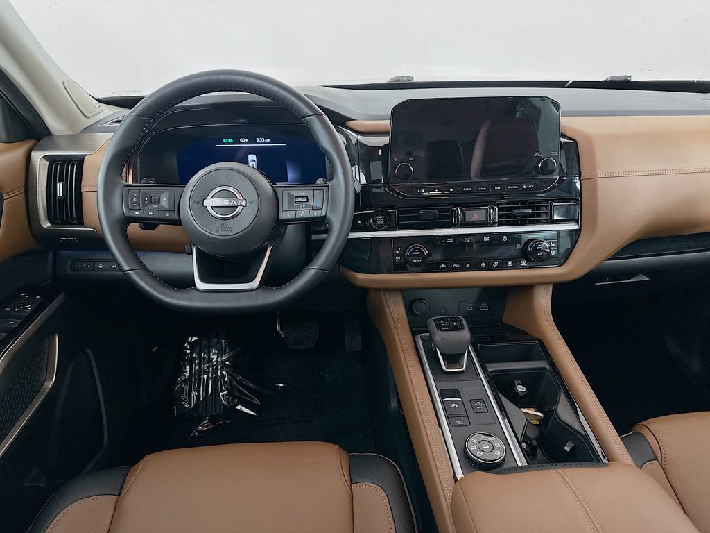 Certified 2025 Nissan Pathfinder Platinum AWD/4WD image 32